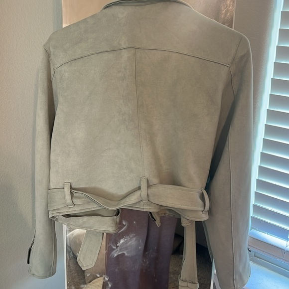 Light blue suede jacket! - Picture 2 of 2